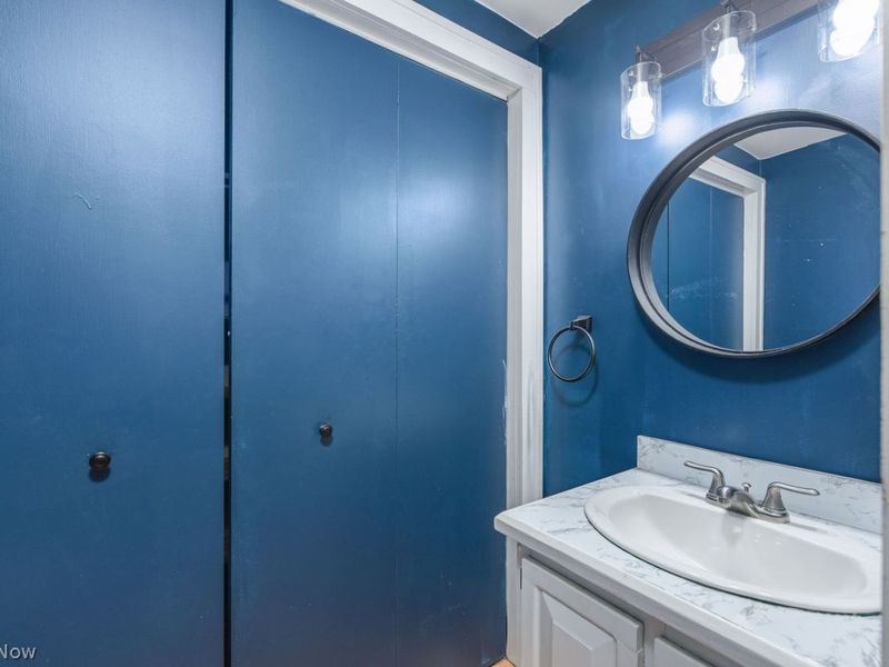 24334 Elm Road, North Olmsted, OH 44070 Photo 22