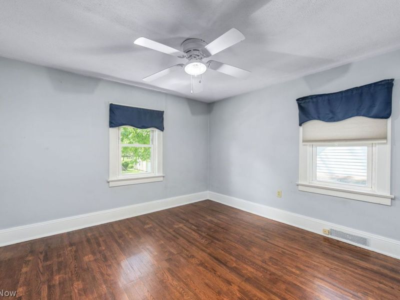 24334 Elm Road, North Olmsted, OH 44070 Photo 23