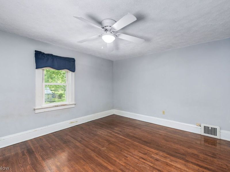 24334 Elm Road, North Olmsted, OH 44070 Photo 27