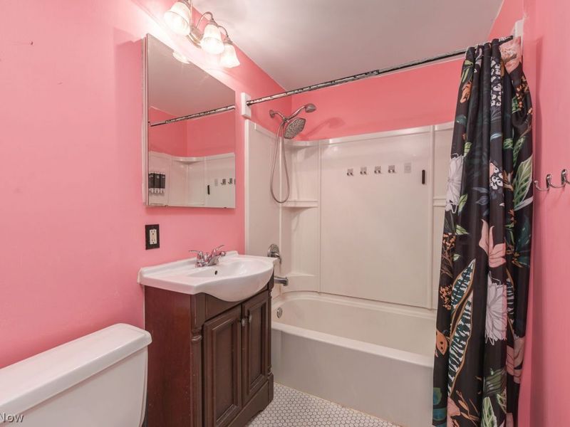 24334 Elm Road, North Olmsted, OH 44070 Photo 30