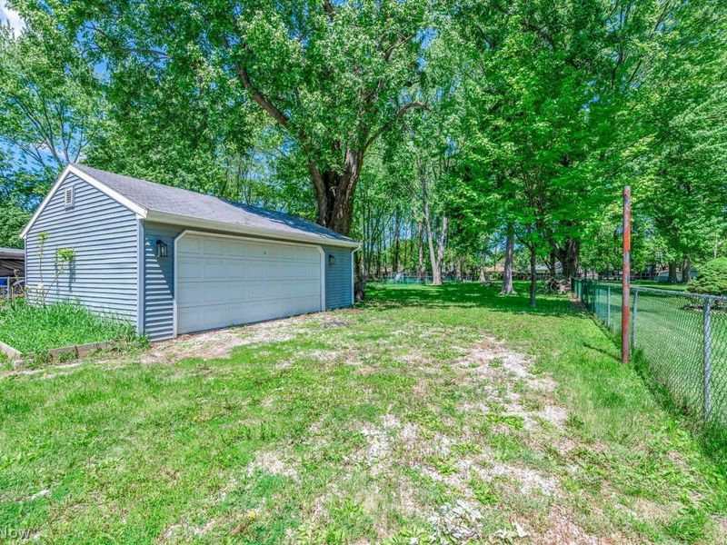 24334 Elm Road, North Olmsted, OH 44070 Photo 43