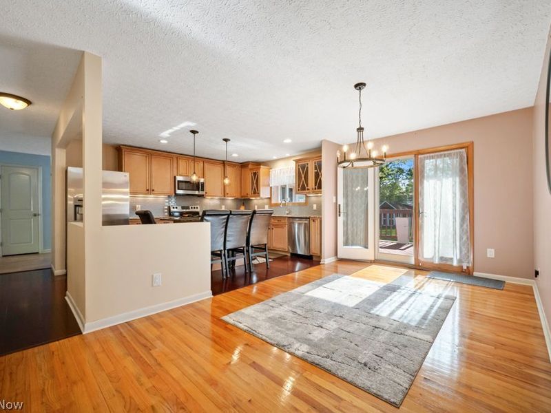 6098 St Joseph Drive , Seven Hills, OH 44131 Photo 11