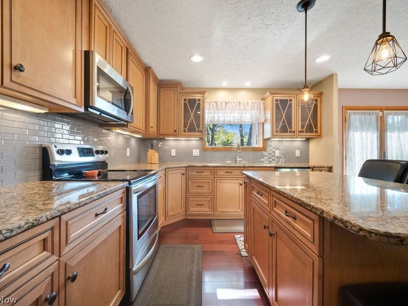 6098 St Joseph Drive , Seven Hills, OH 44131 Photo 15