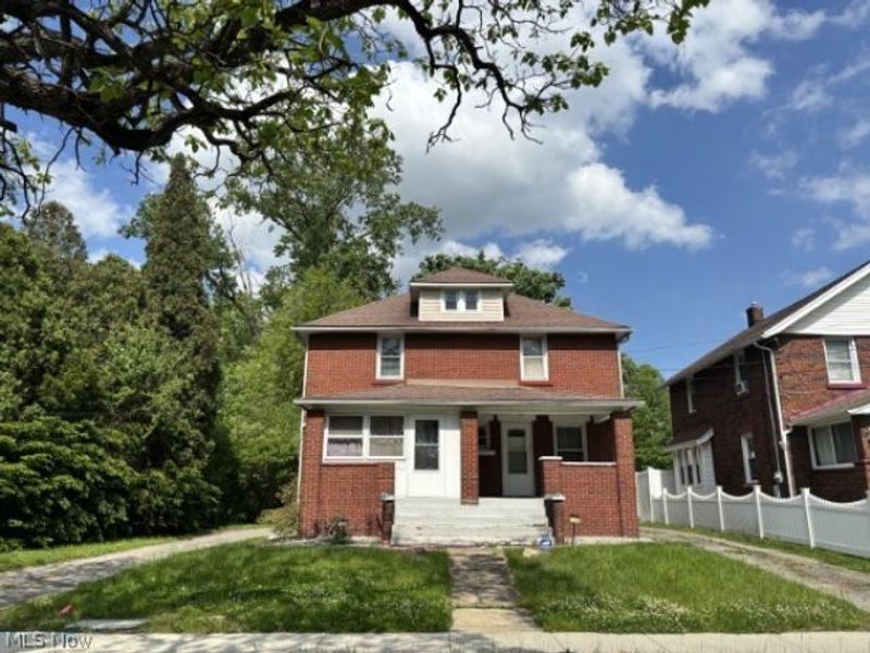 2330 Mahoning Avenue NW, Warren, OH 44483 Photo 2