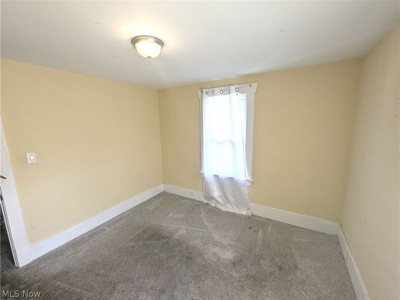 2330 Mahoning Avenue NW, Warren, OH 44483 Photo 25