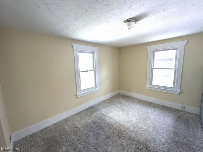 2330 Mahoning Avenue NW, Warren, OH 44483 Photo 28
