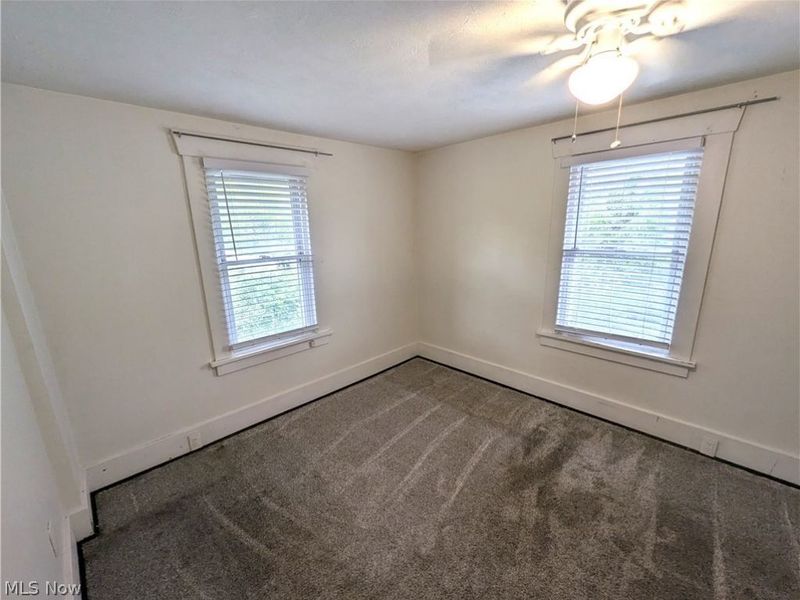 2330 Mahoning Avenue NW, Warren, OH 44483 Photo 31