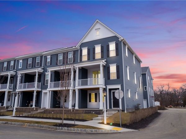 314 Harlequin St, Cranberry Twp, PA 16066