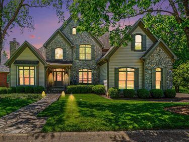 4827 Faulkirk Lane, Lexington, KY 40515