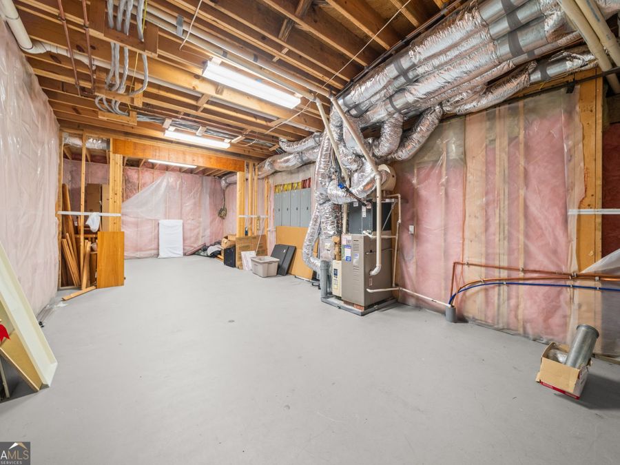 Property Image 100