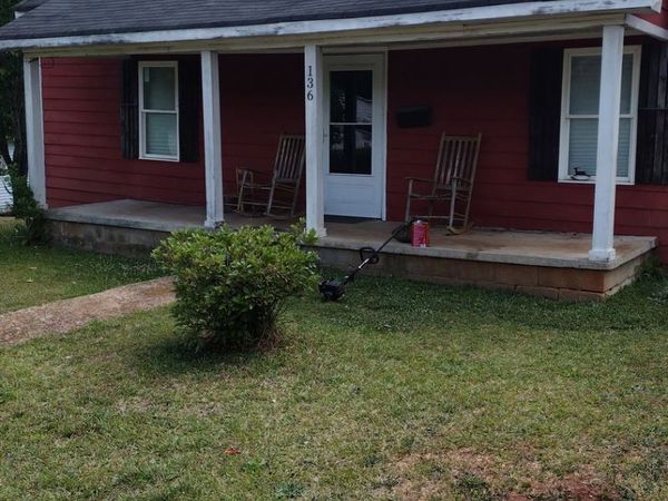 136 Hill Street, Commerce, GA 30529