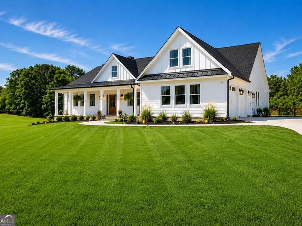 4275 Haynes Circle SW, Snellville, GA 30039