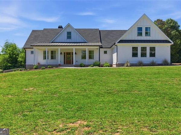 4275 Haynes Circle SW, Snellville, GA 30039