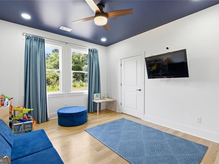 Property Image 40