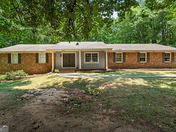 250 Devilla Trace, Fayetteville, GA 30214