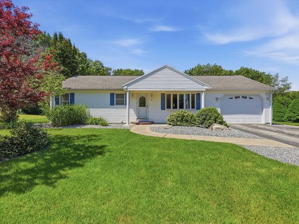 30 Jesse Road, Dudley, MA 01571