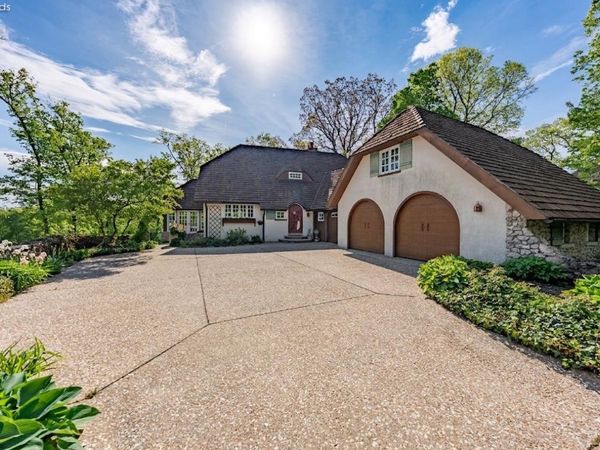 2865 N Trillium Lane, Port Clinton, OH 43452