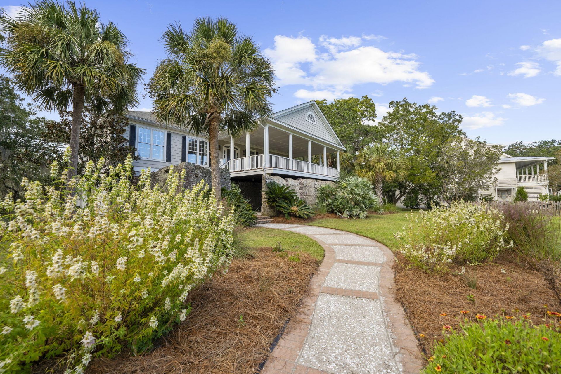 2411 Kemway Road Photo 11