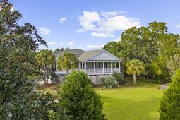 2411 Kemway Road photo 4