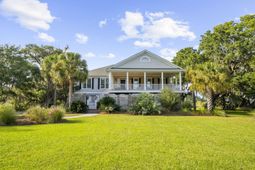 2411 Kemway Road photo 4