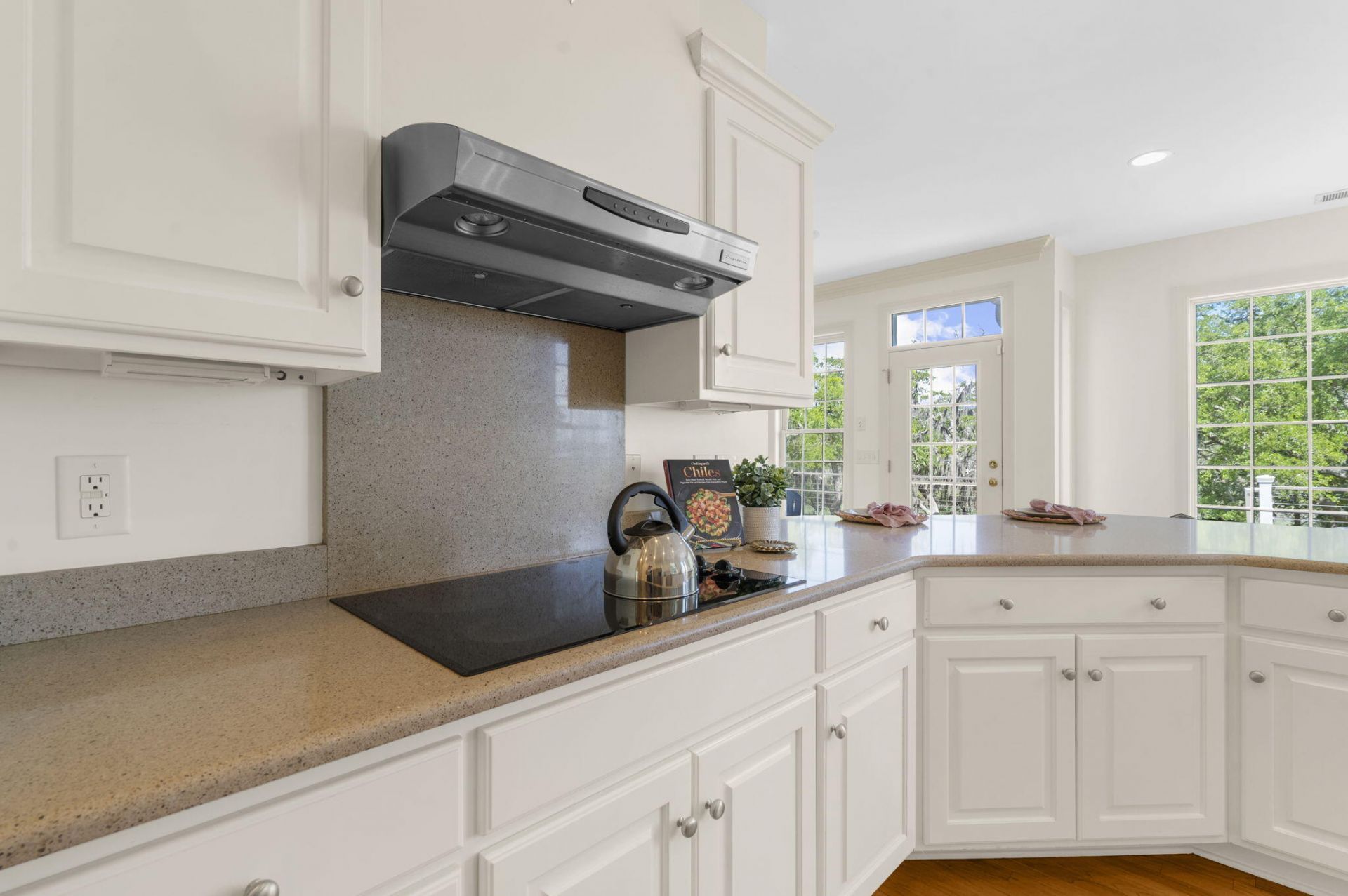 2411 Kemway Road Photo 40