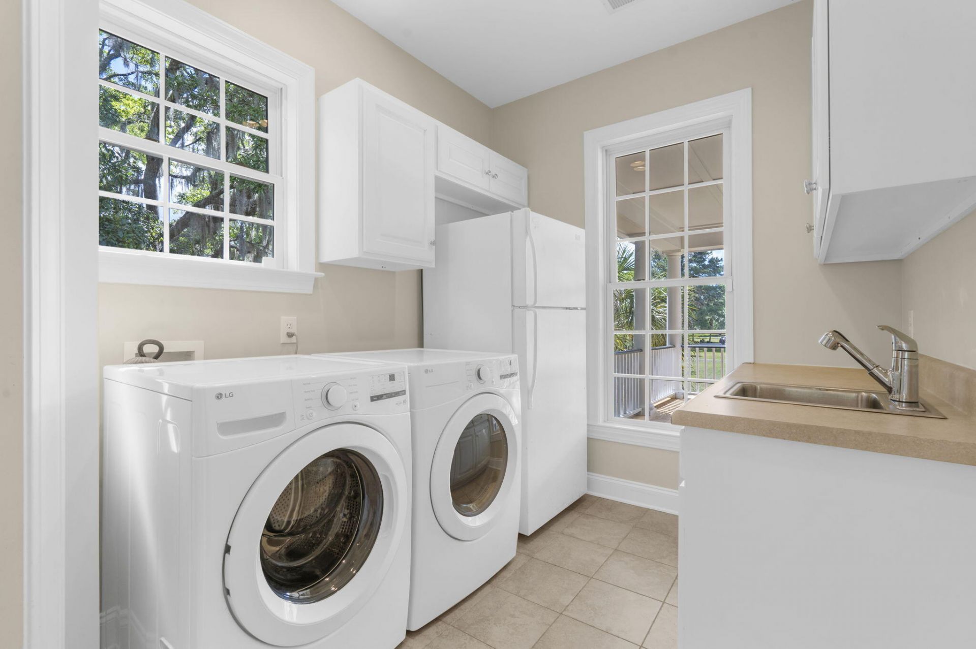 2411 Kemway Road Photo 42