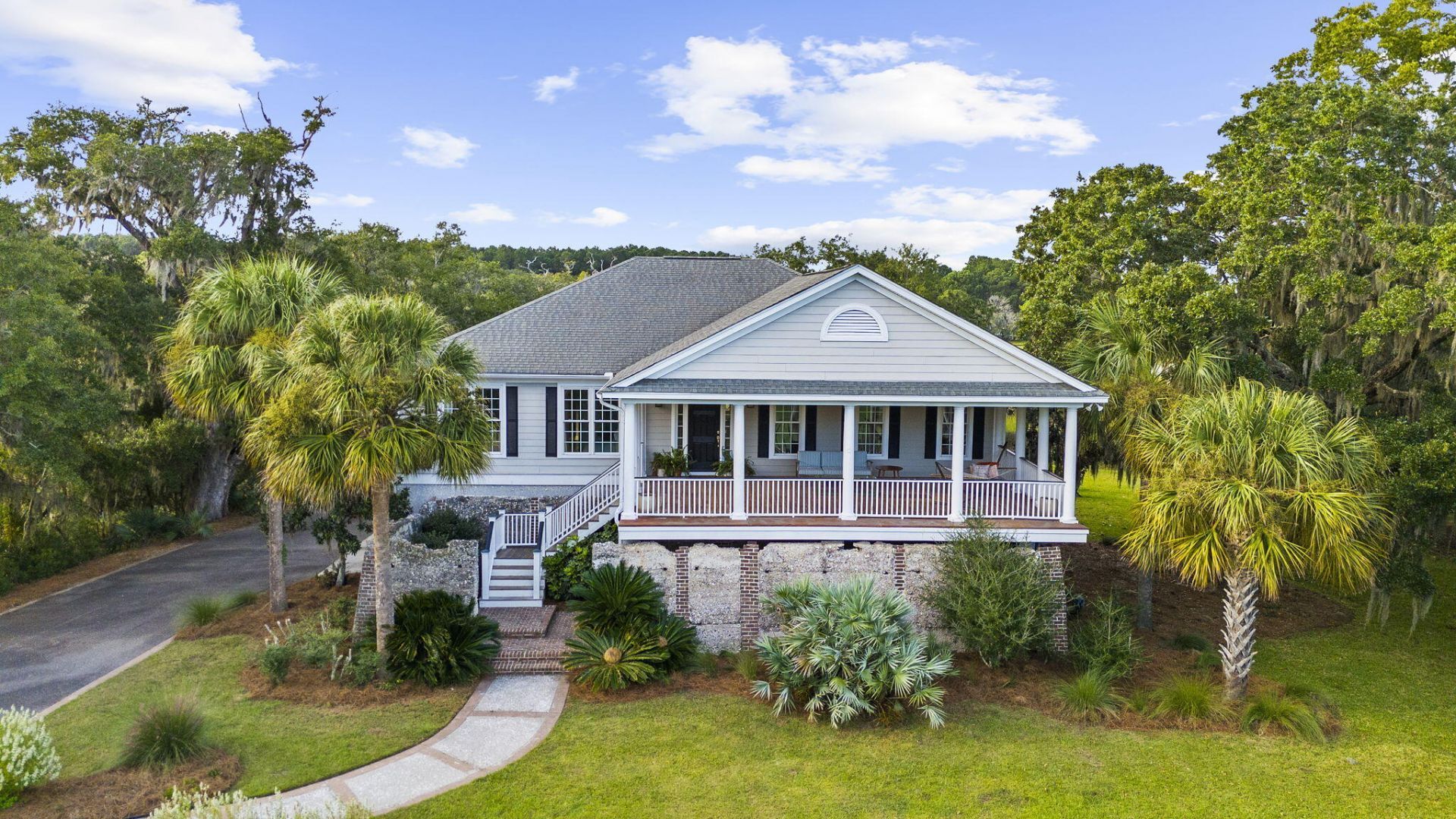 2411 Kemway Road Photo 5