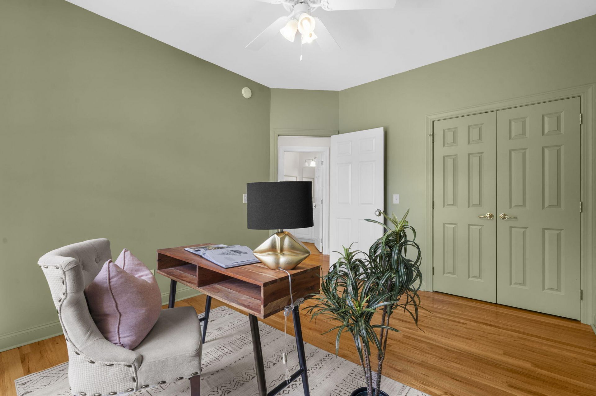 2411 Kemway Road Photo 54