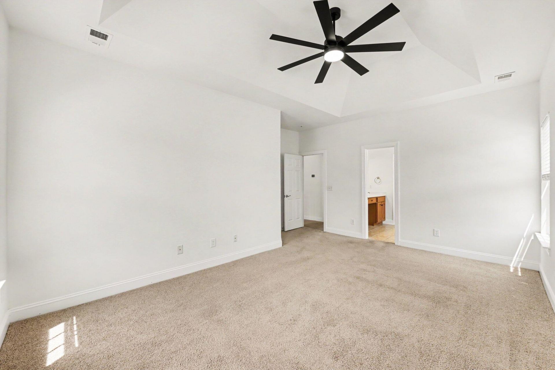 5275 Mulholland Drive Photo 22