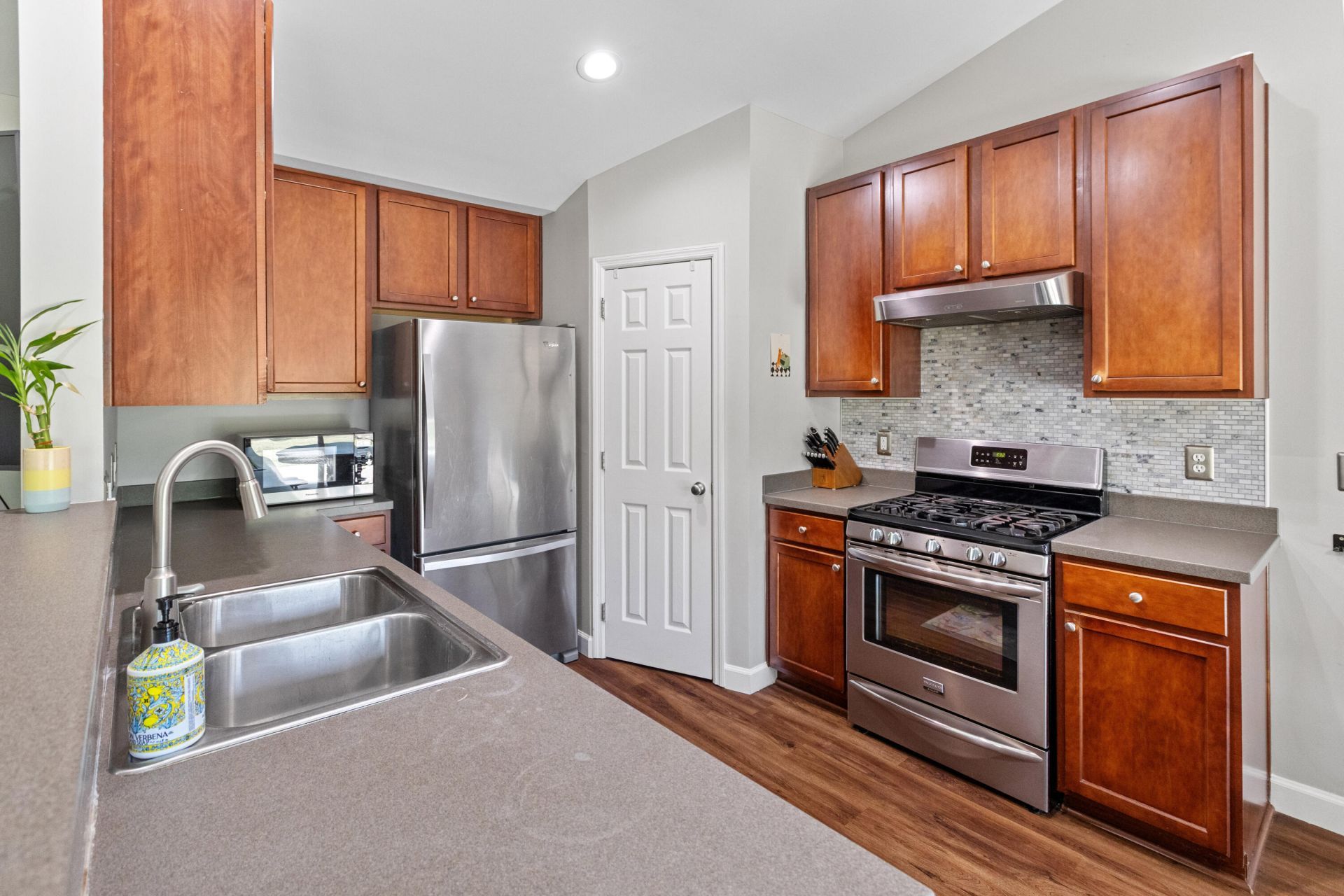 207 Sparkleberry Lane Photo 11