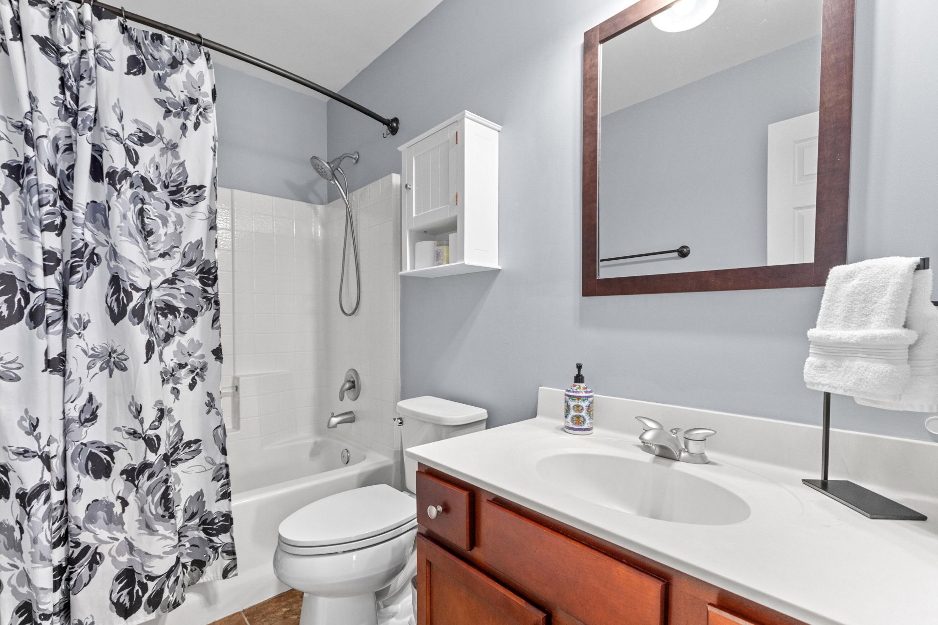 207 Sparkleberry Lane Photo 18