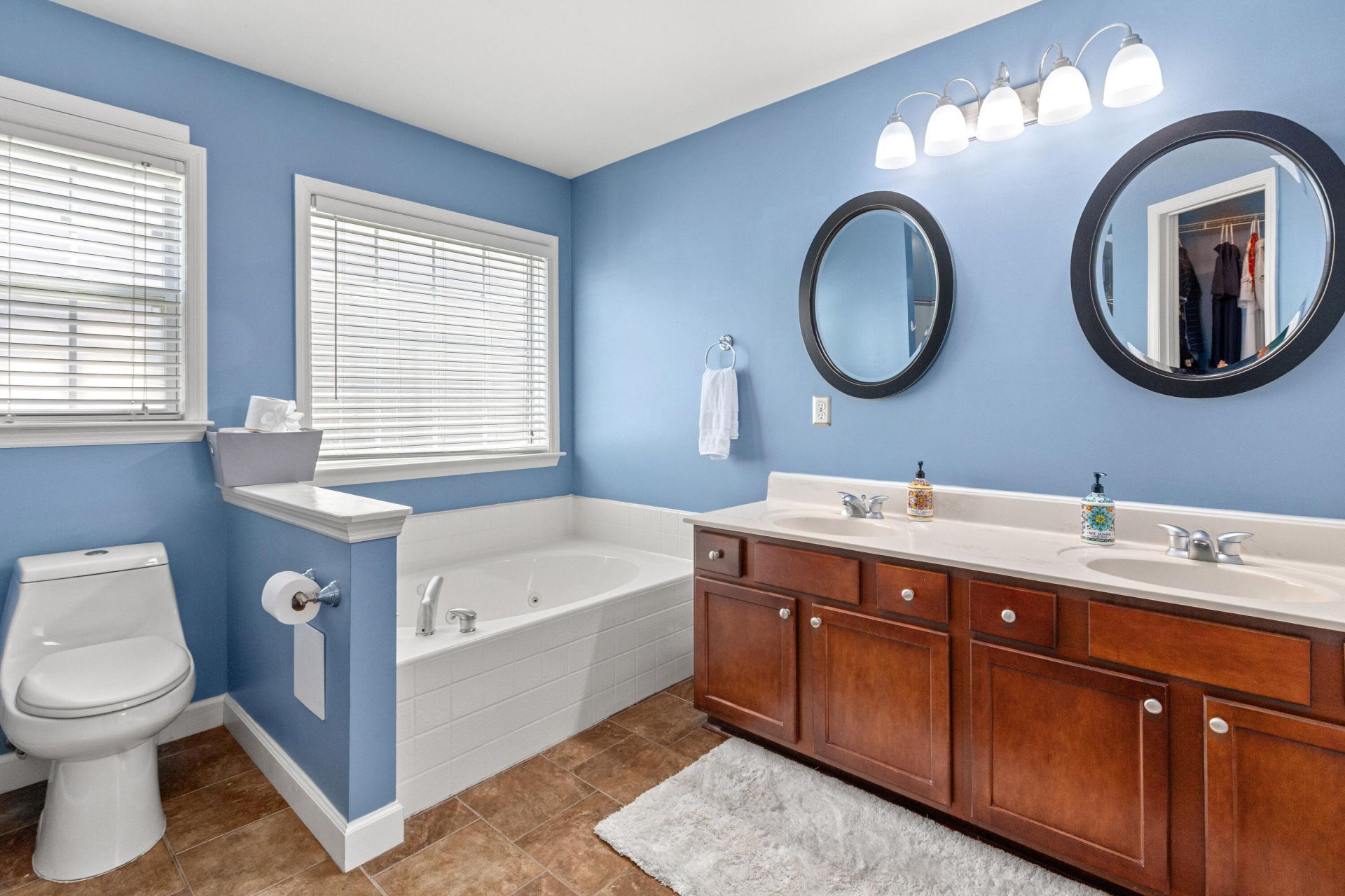 207 Sparkleberry Lane Photo 26