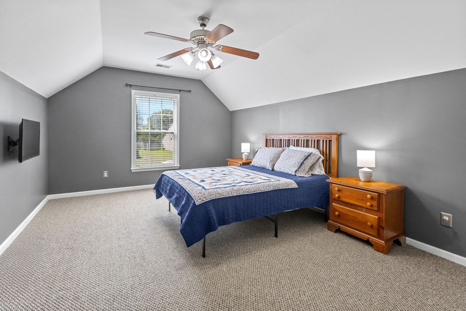 207 Sparkleberry Lane Photo 30