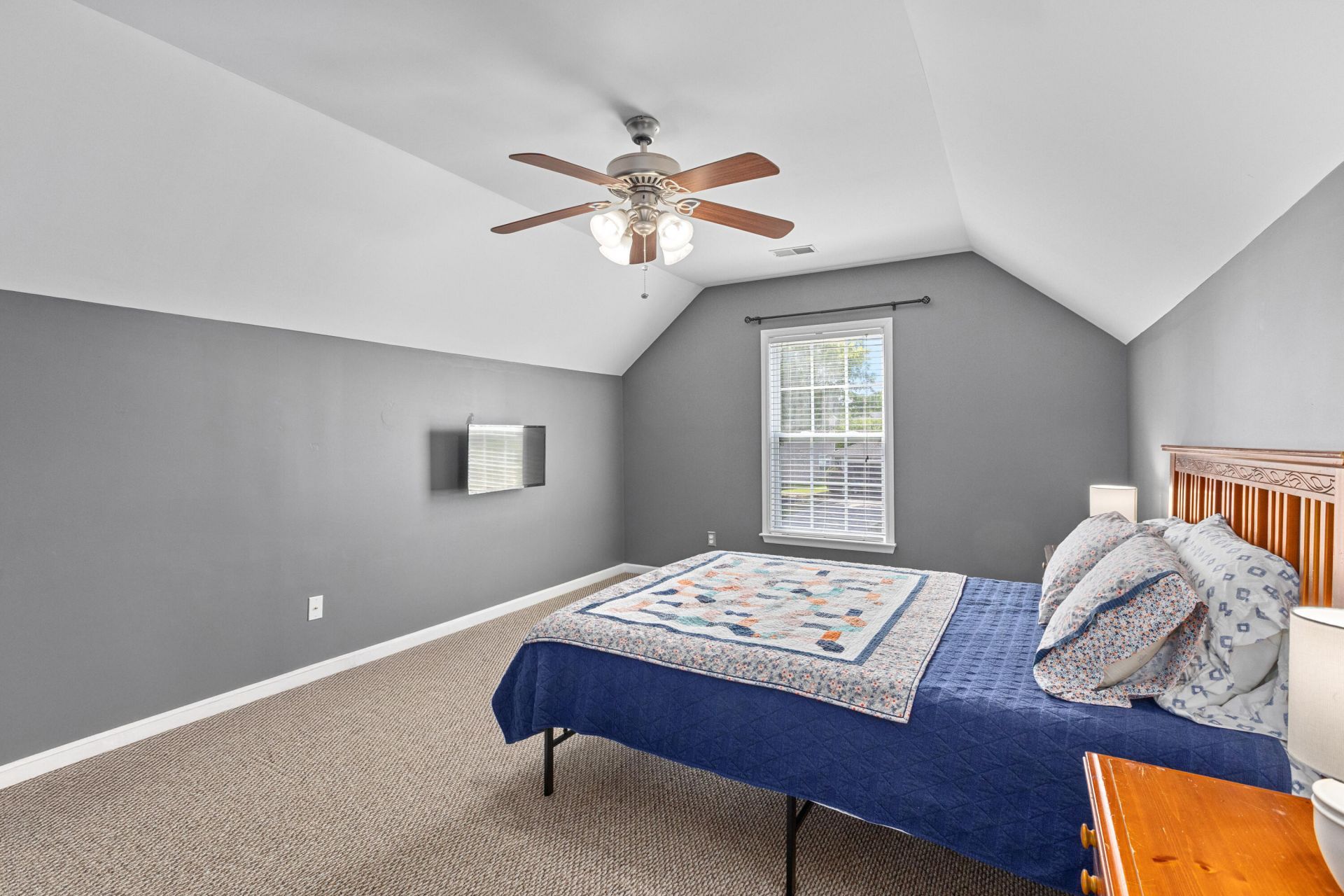 207 Sparkleberry Lane Photo 31