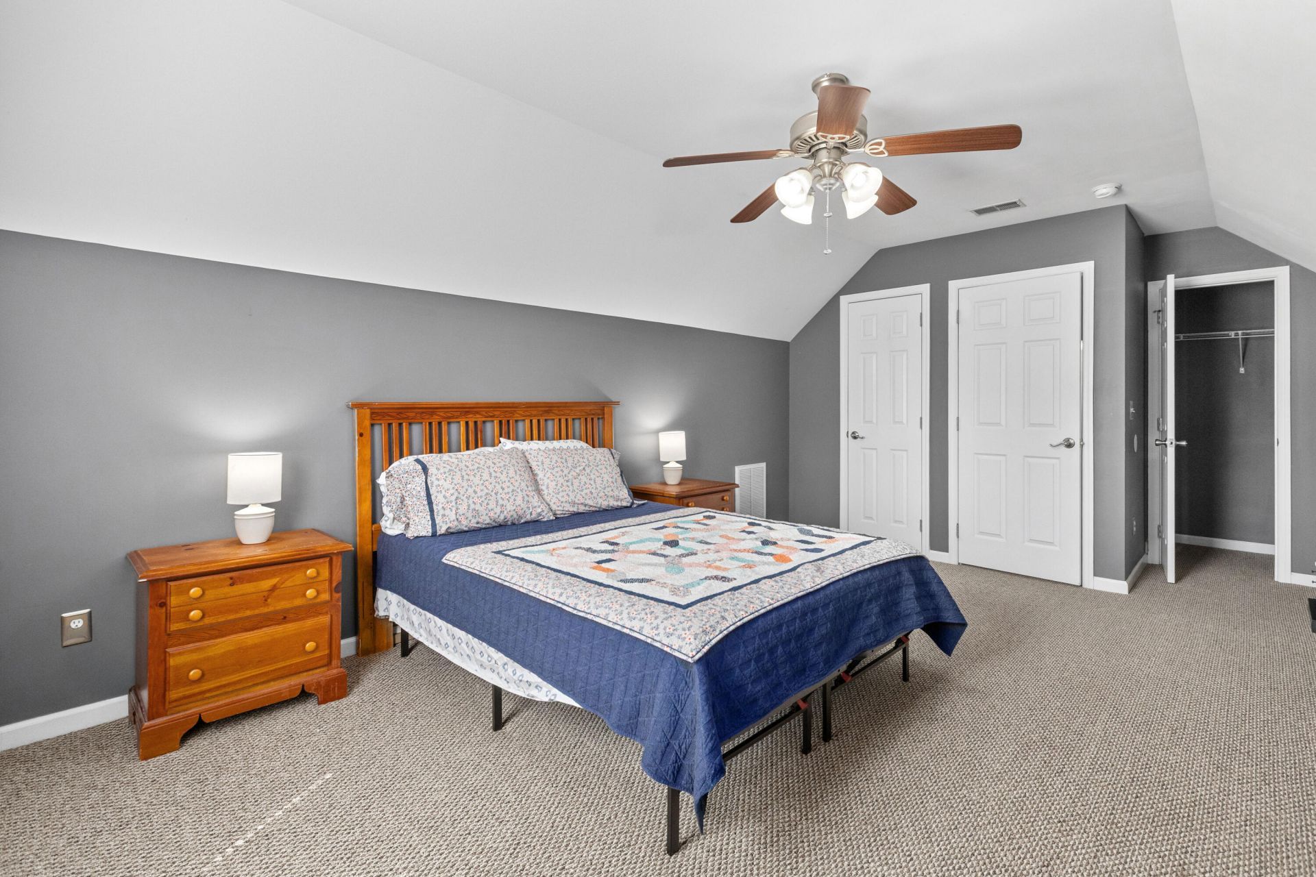 207 Sparkleberry Lane Photo 32
