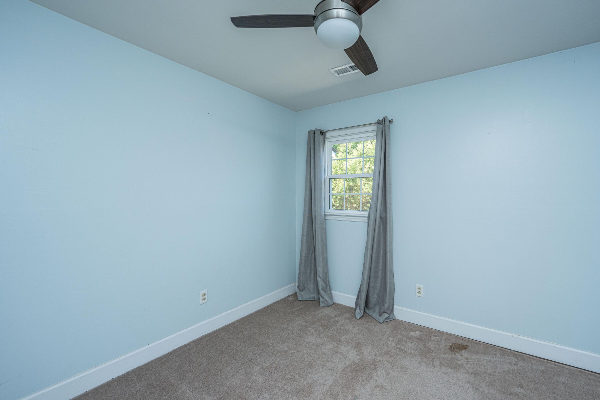 1281 Pickett Street Photo 24