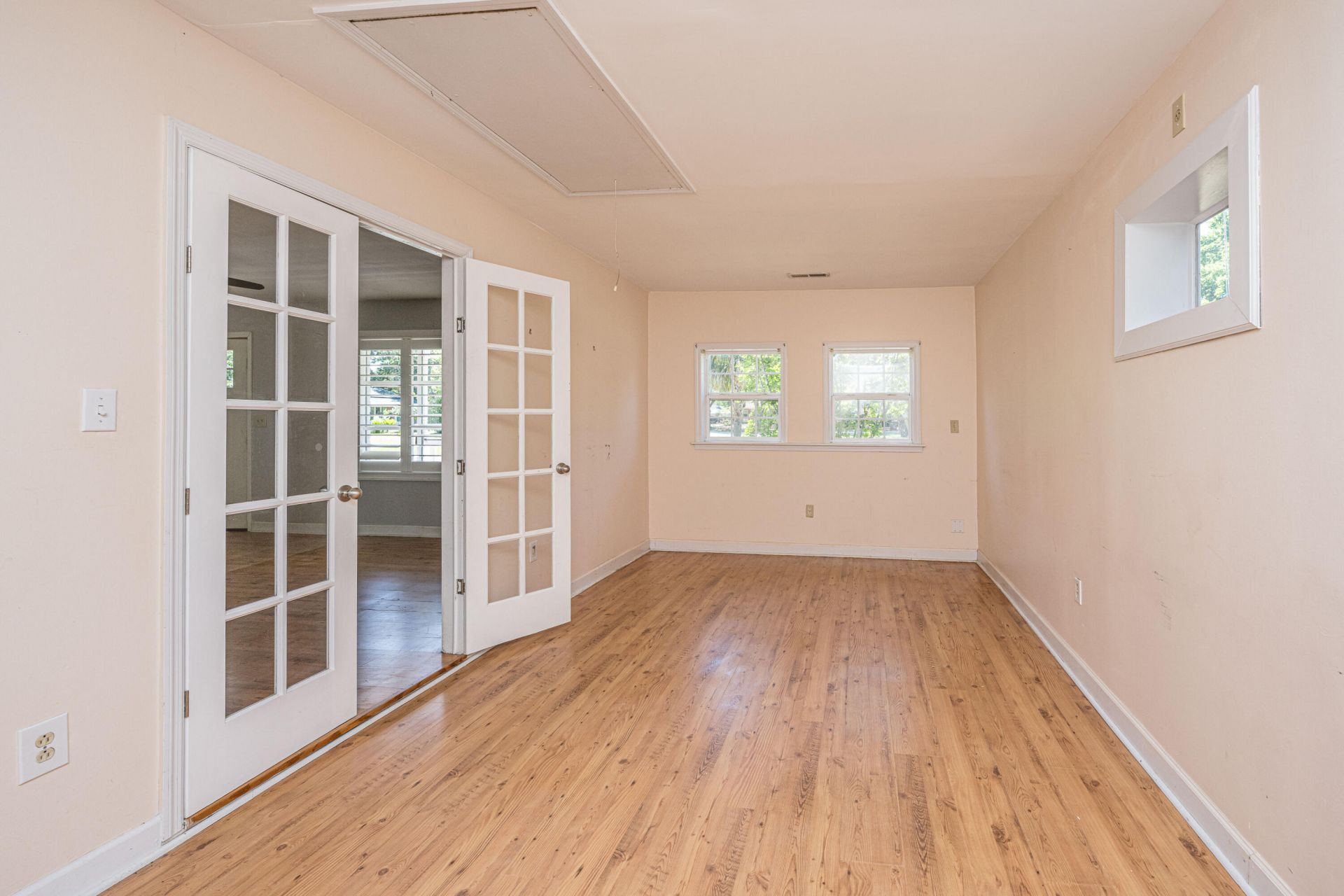 1281 Pickett Street Photo 31
