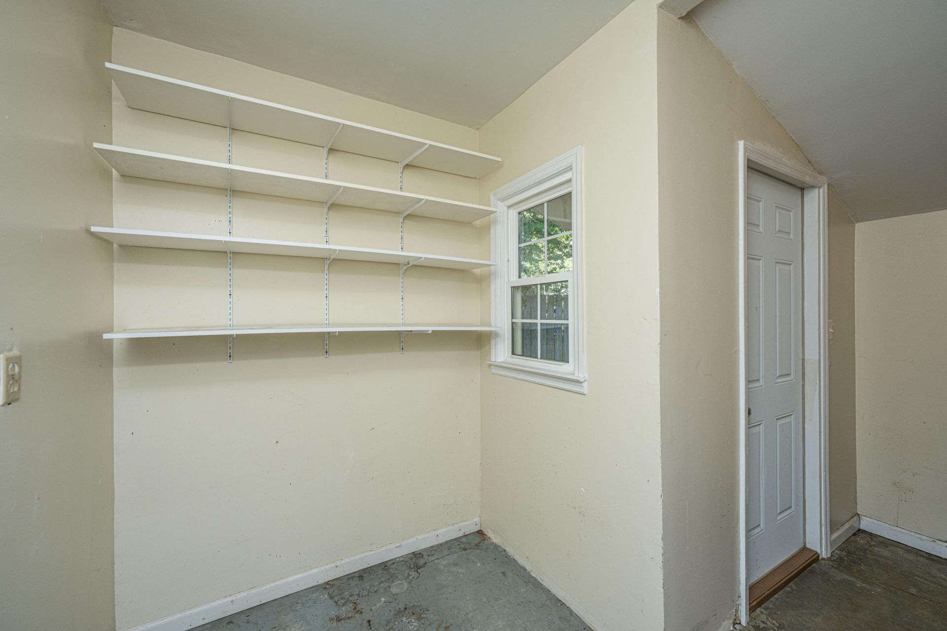 1281 Pickett Street Photo 33