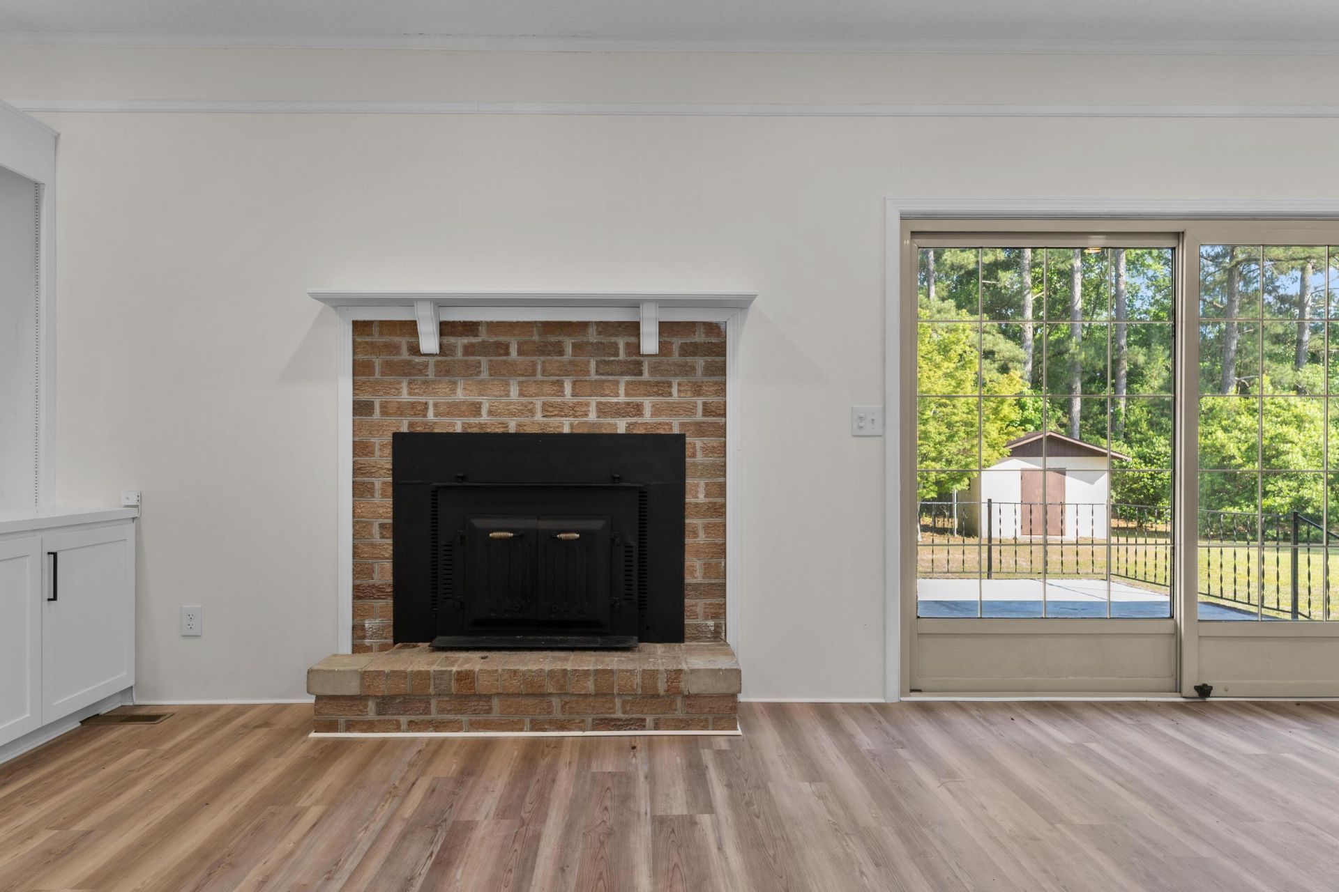392 Fanfare Lane Photo 13