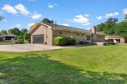 392 Fanfare Lane photo 4