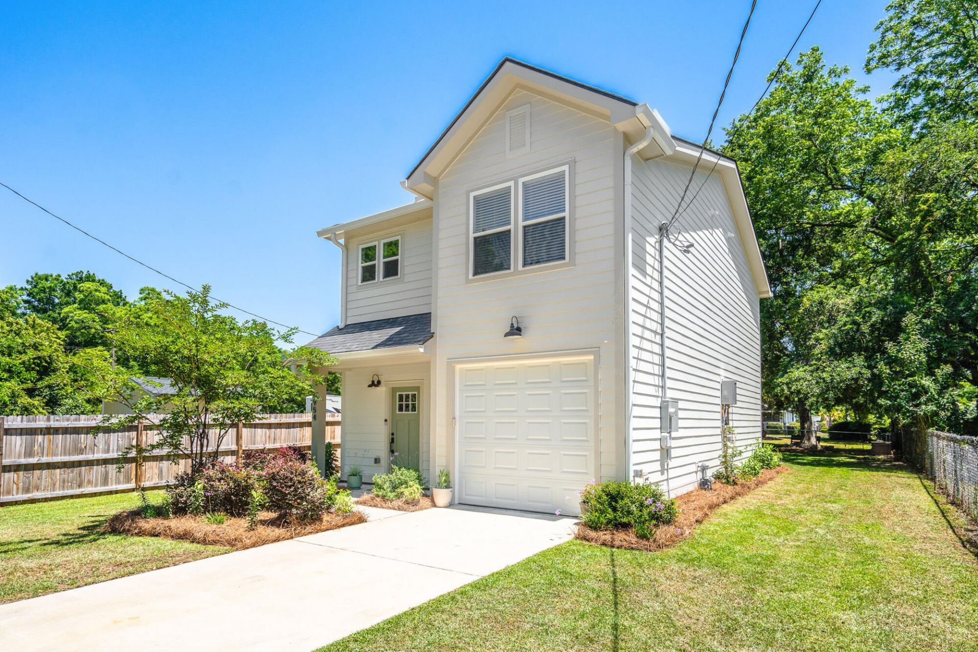 954 Channing Street Photo 37