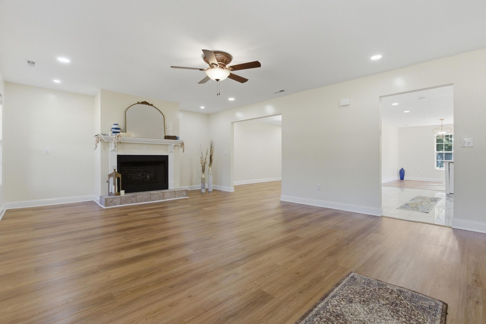 956 Saint Matthews Road Photo 7