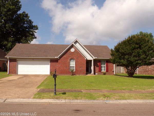 7395 Fox Hollow Lane, Southaven, MS 38671