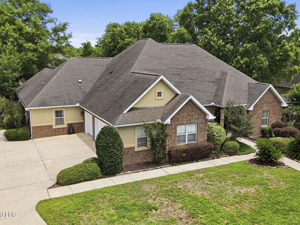 6208 Savanna Drive, Ocean Springs, MS 39564