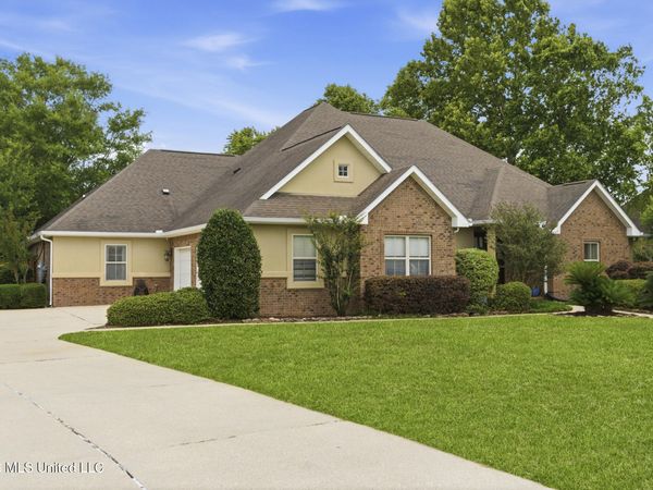 6208 Savanna Drive, Ocean Springs, MS 39564
