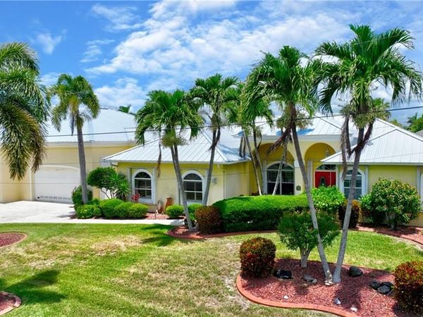2313 SW 53rd TER, CAPE CORAL, FL 33914