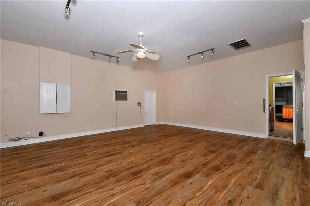 2313 SW 53rd Ter, Cape Coral, FL 33914 Photo