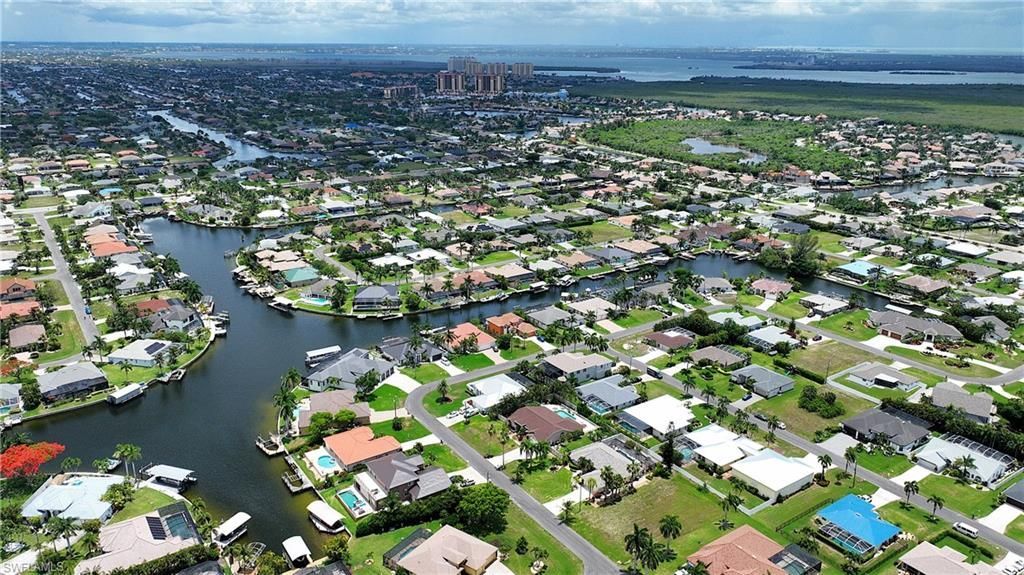 2313 SW 53rd Ter, Cape Coral, FL 33914 Photo