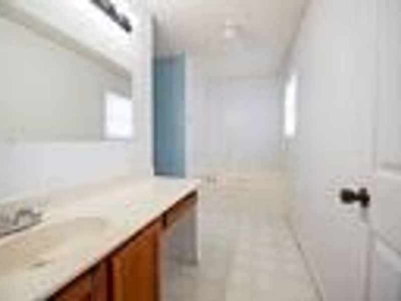 3290 Beagle Boulevard , Columbus, OH 43232 Photo 18
