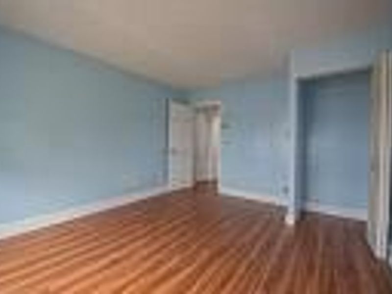 3290 Beagle Boulevard , Columbus, OH 43232 Photo 4